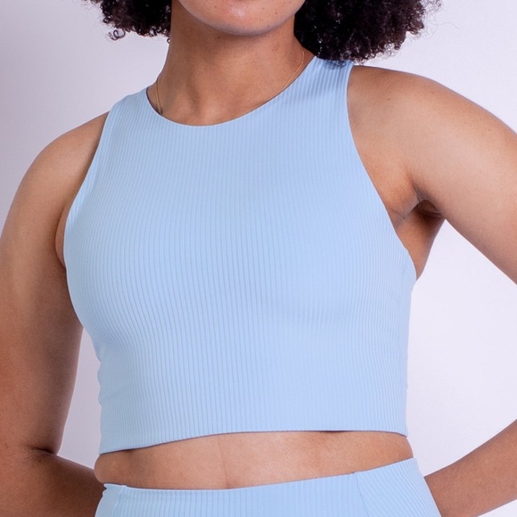 Girlfriend collective rib set in light blue - Picture 4 of 8